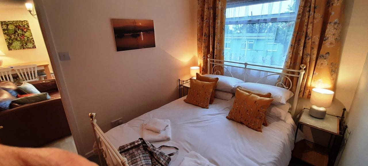 Sheena'S Dartmouth Chalets Eksteriør billede